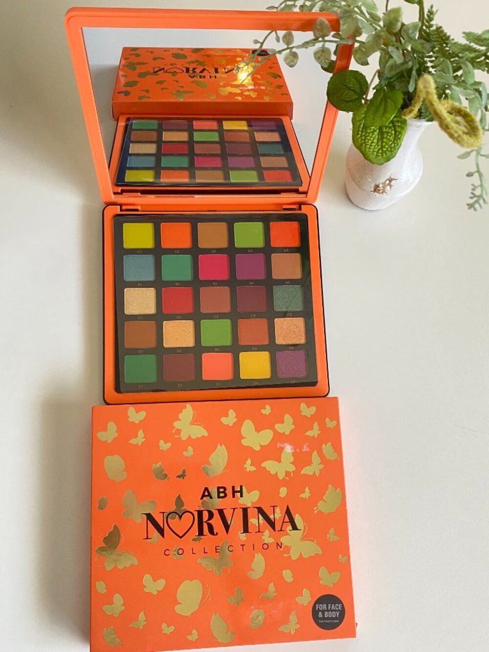 ABH Anastasia Beverly Hills Norvina Pro Artistry Palette Vol. 3 25 Shades NIB​
